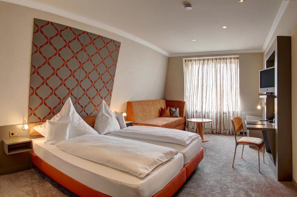 Hotel Im Engel 워렌도르프 외부 사진